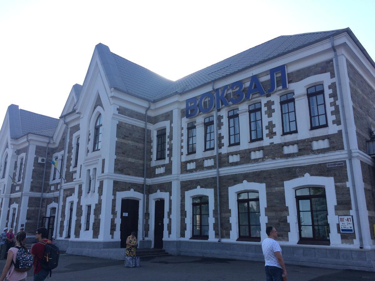 Hostel Kryvyj Rih Exteriör bild